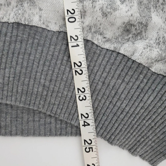 Tricot Chic Made In Italy Pullover Sweater Size 10 Gray Textured Casual Chic Top - Picture 7 of 11